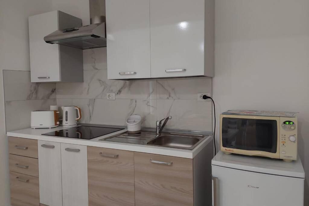 Casa Adelina - Appartamento Pallanza Centro Verbania Ngoại thất bức ảnh