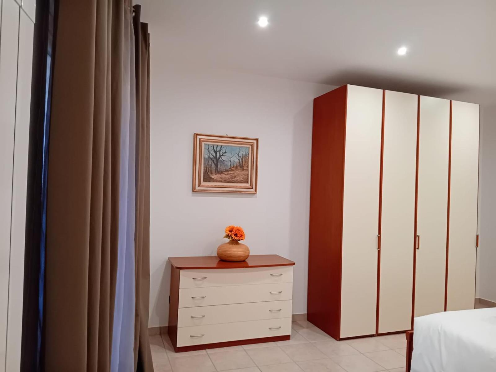 Casa Adelina - Appartamento Pallanza Centro Verbania Ngoại thất bức ảnh